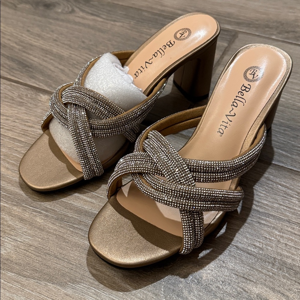 New Bella Vita Metallic BronE Crystal-Knot Block Heel Sandals Sz 5.5 - Picture 8 of 9